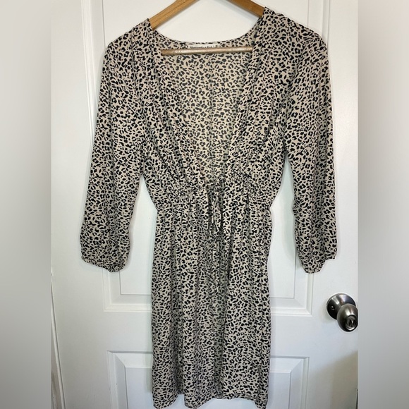 Abercrombie & Fitch Women’s Puff Sleeve Kimono Tan Leopard Size Medium - Picture 2 of 5